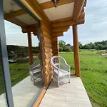 Guest house чотири сезони 3*