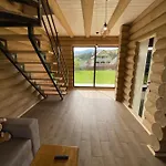 Guest house чотири сезони Izki