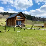 Guest house чотири сезони Izki