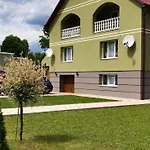 Guest house чотири сезони 3*