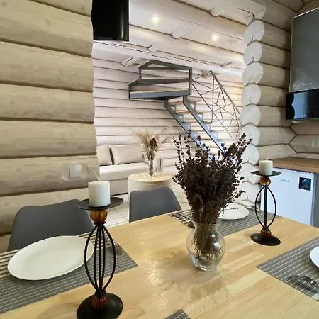 Πανσιόν чотири сезони Izki