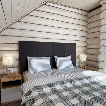 чотири сезони Πανσιόν Izki